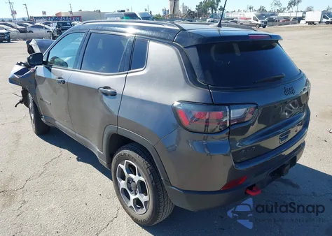 2022 Jeep Compass Trailhawk 4X4 из США, поврежденный, VIN 3C4NJDDB6NT163588